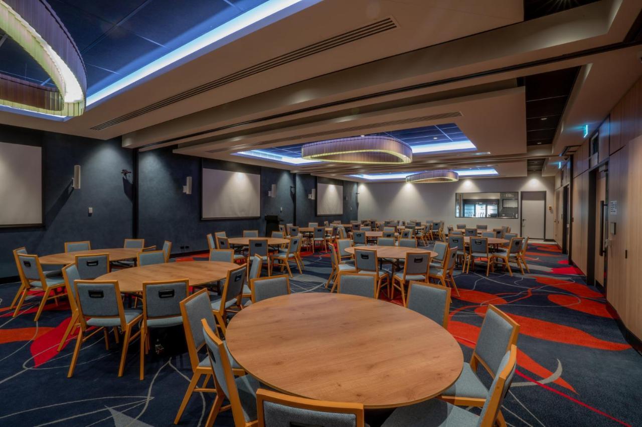 Holiday Inn Sydney St Marys By Ihg Екстер'єр фото
