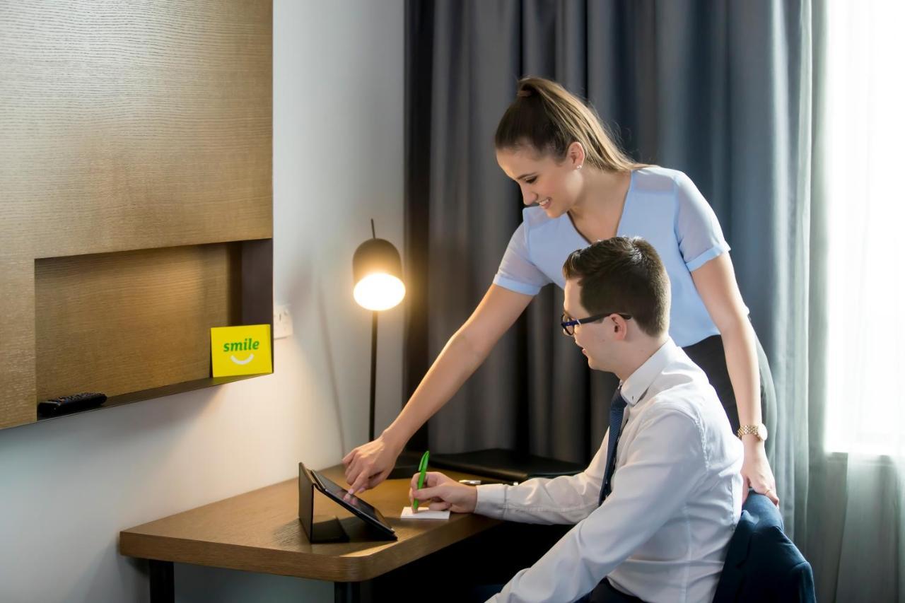 Holiday Inn Sydney St Marys By Ihg Екстер'єр фото